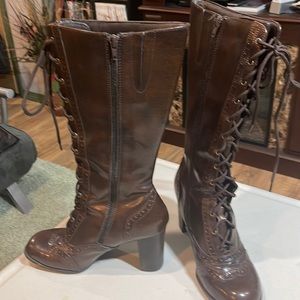 New, no tags MUDD granny boots, size 10